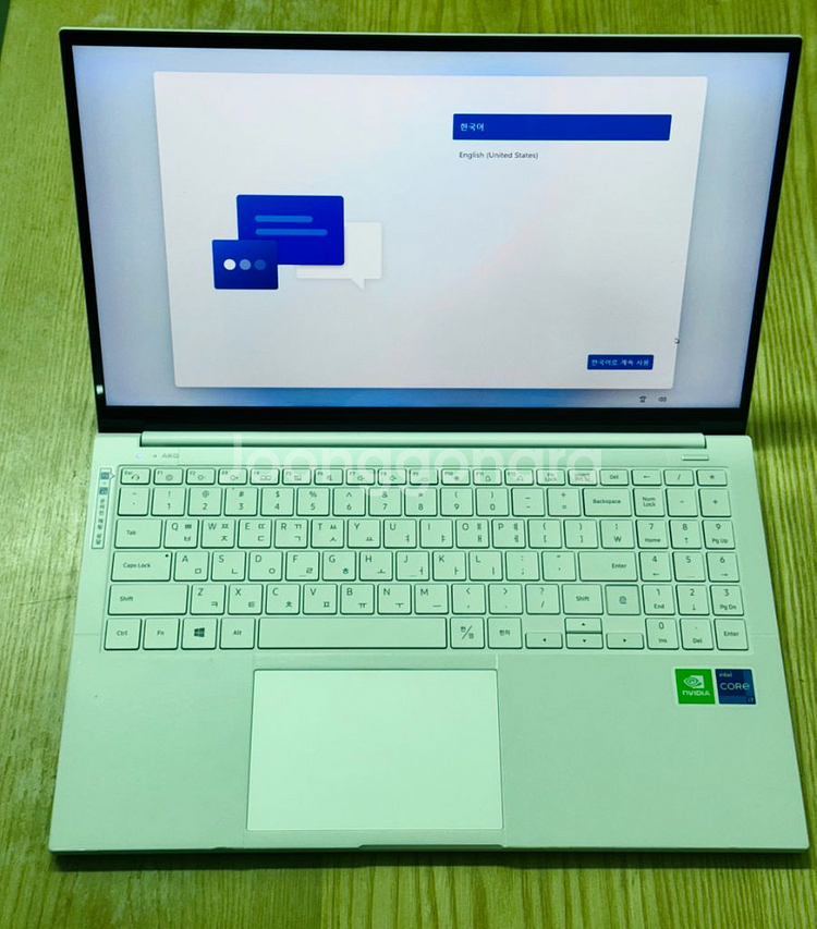 삼성 노트북(nt950xda) i7 32GB 화이트--0