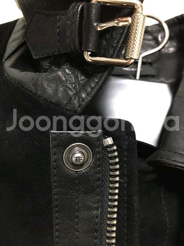 톰포드 / 이정재 스웨이드 자켓 / 55--7