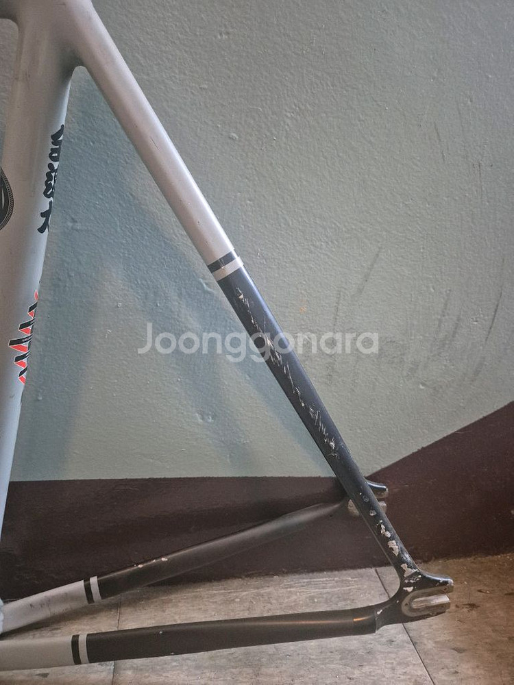 엔진11 볼텍스 2016년식 프레임 판매합니다.(급처)--3