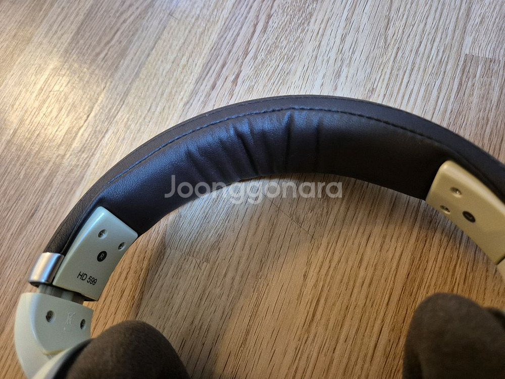 젠하이져 HD599 판매합니다--3