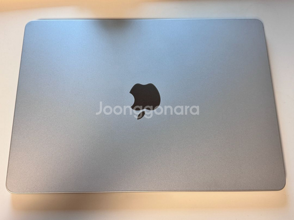 맥북 에어 13 M2 8GB 256GB 실버 민트급--0