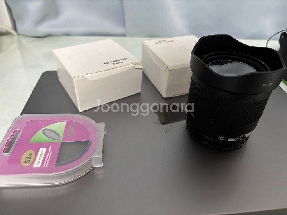 빌트록스 35mm f1.7 소니 e마운트 팝니다--0