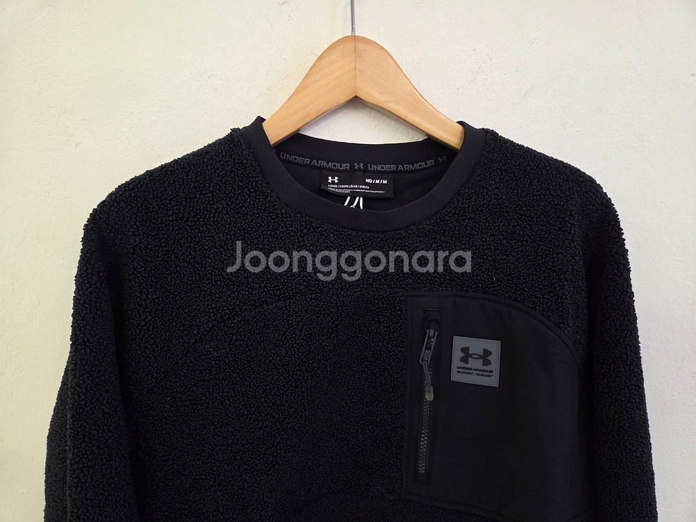 언더아머 후리스 맨투맨--1