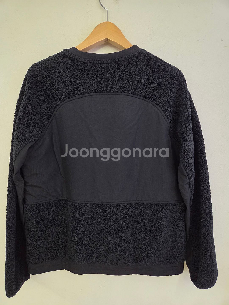 언더아머 후리스 맨투맨--3