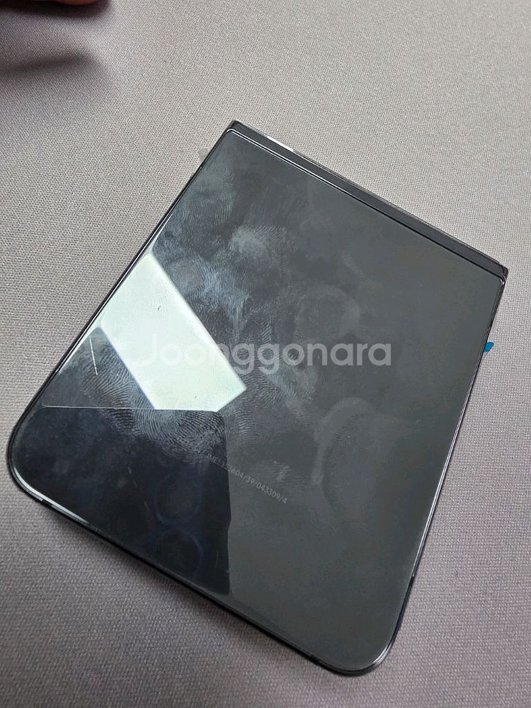 z플립5 256GB 올갈이 판매합니다!--6