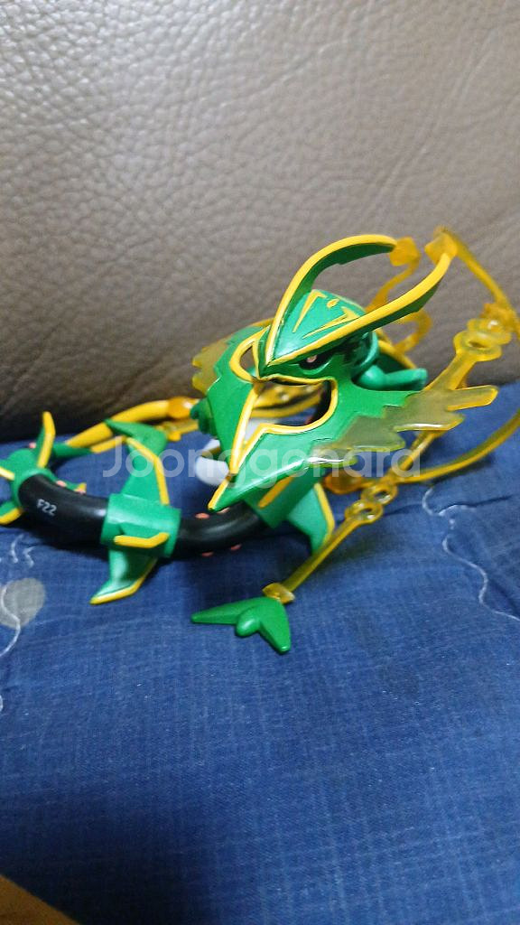 메가 레쿠쟈 피규어--0