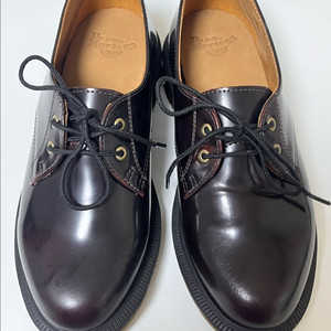 닥터마틴 로퍼 UK3