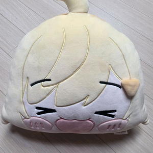 이세계아이돌 징버거 쿠션