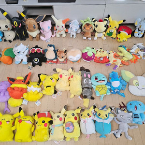 포켓몬 인형 판매 : 달콤아, 도치마론, 뮤, 모꼬모꼬