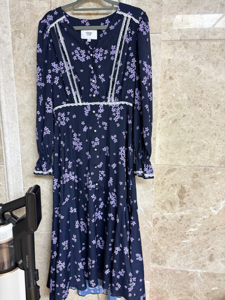 쟈니헤잇재즈 FLORAL LACE DRESS--6