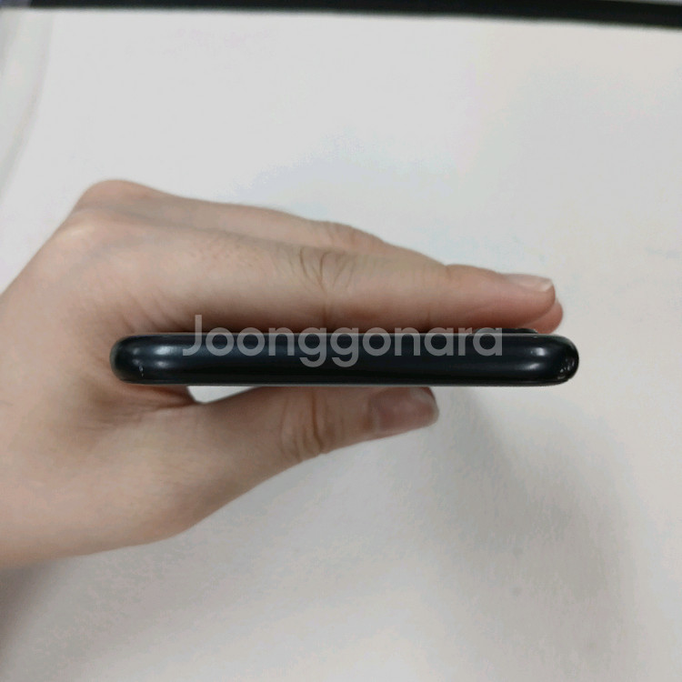 아이폰SE2 128기가 공기계 중고폰 서브폰 퀵택배가능--3