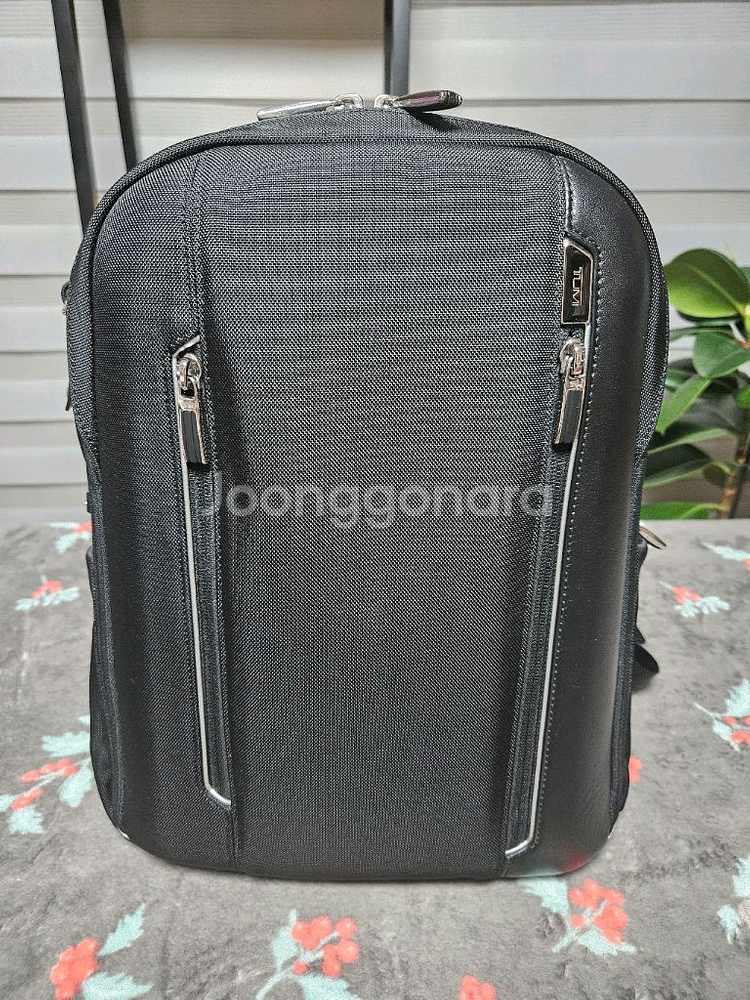 [FREE] 투미 어리베 로건 로간 비즈니스 백팩 블랙--3