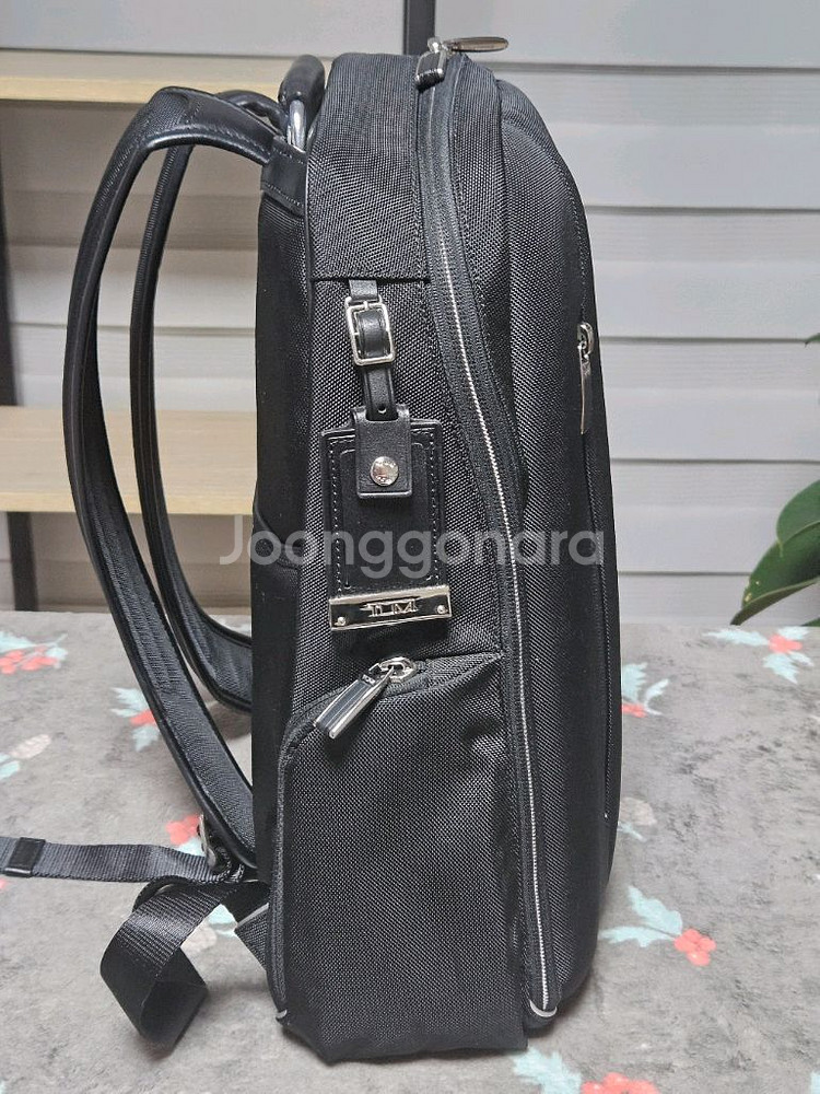 [FREE] 투미 어리베 로건 로간 비즈니스 백팩 블랙--5