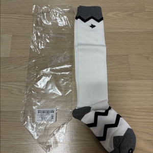 파리게이츠 니삭스양말