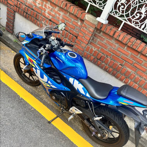 스즈키 gsx-r125 팝니다