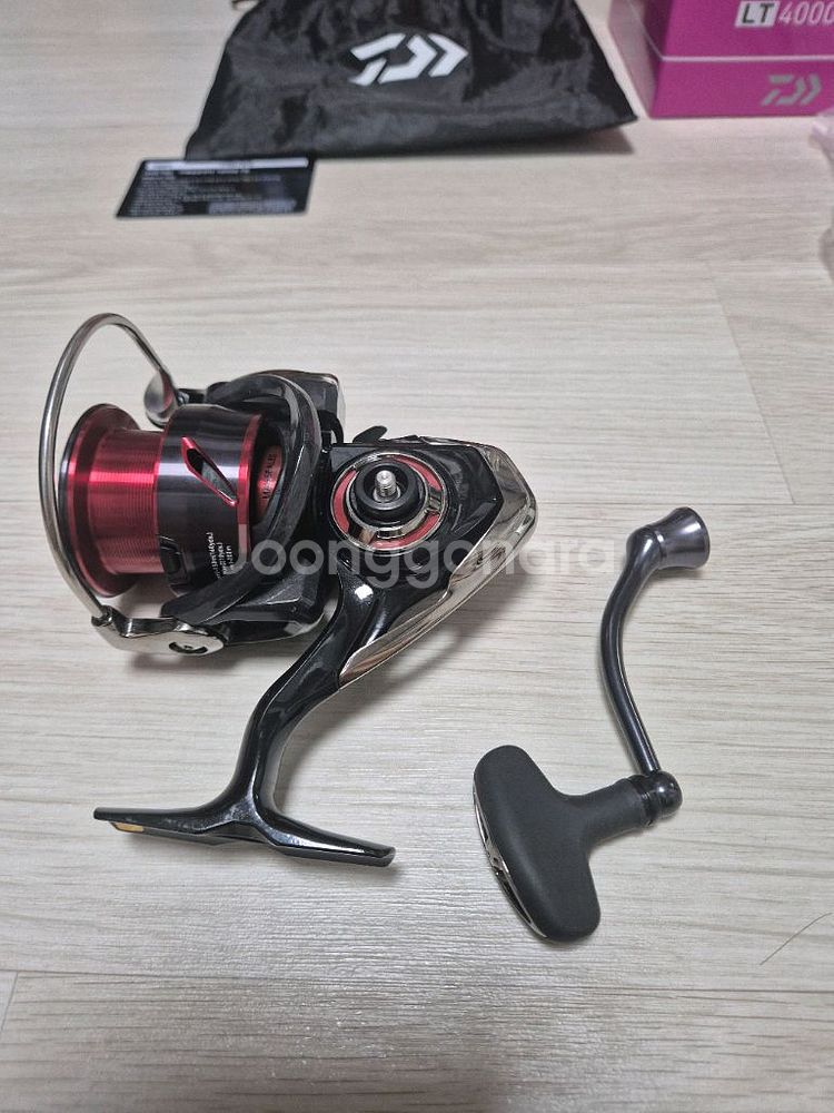 다이와 20 후에고LT 4000-CXH--1