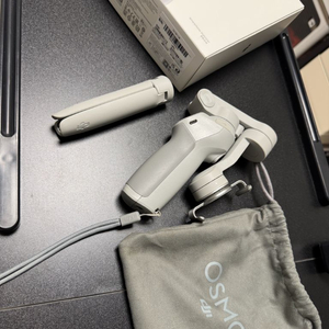 DJI OM 4 SE 짐벌 오즈모짐벌