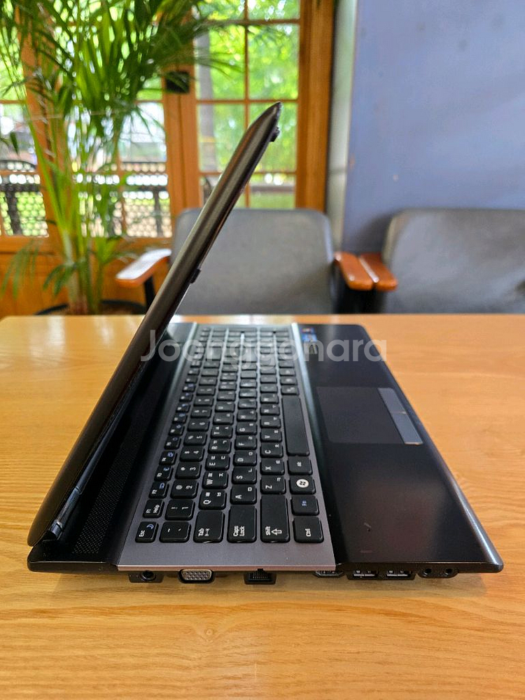 15인치 삼성 고성능 i7 사무용 노트북(램16GB)--3
