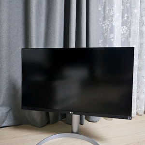 LG 27UP850N 4K 27인치 모니터 판매합니다 이미지