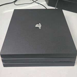 PS4 프로 1TB