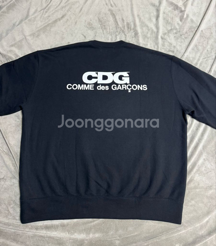 [M] CDG 오버사이즈 스웨트셔츠 맨투맨 블랙--3