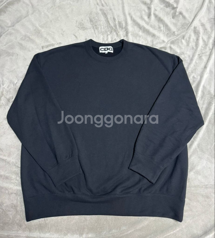 [M] CDG 오버사이즈 스웨트셔츠 맨투맨 블랙--2