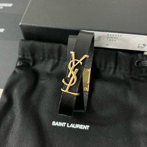 생로랑 레더 메탈 더블 랩 팔찌 블랙