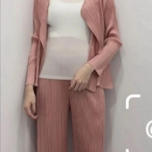 플리츠플리즈 러스터 핑크 상의 셋트