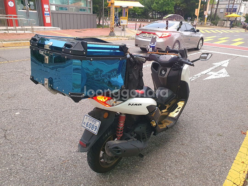 22년식 nmax125 저렴히 팝니다--3