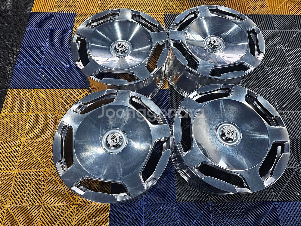 벤츠 GLS마이바흐 680 커스텀포지드 23인치 신품휠--1