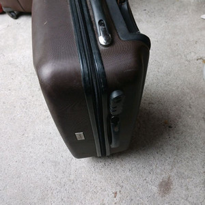 브라운 기내용 4바퀴 하드 캐리어 21인피