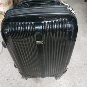 4바퀴 하드 21인치 기내용 캐리어