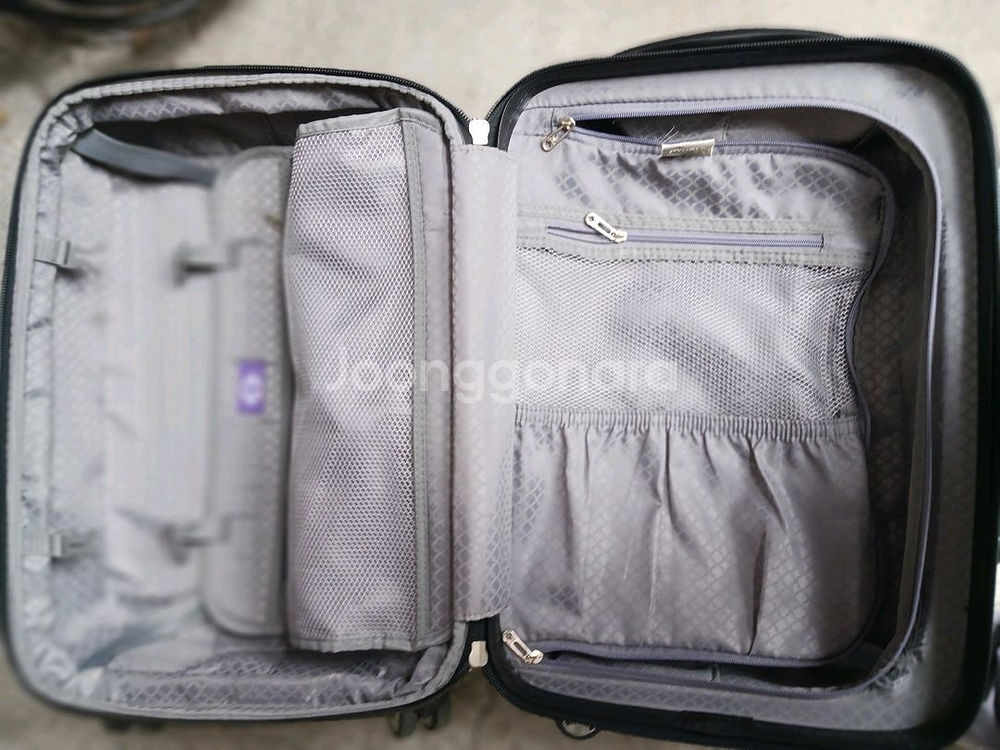 4바퀴 하드 21인치 기내용 캐리어--6