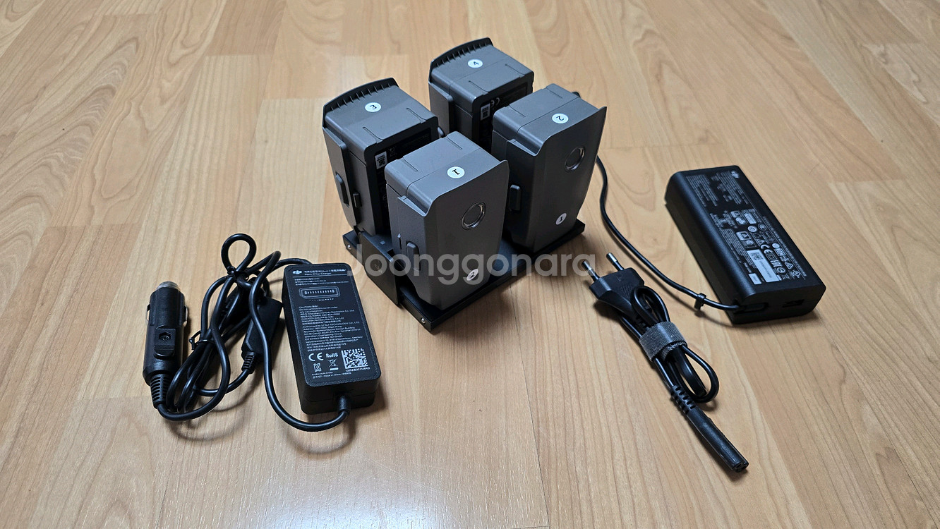 DJI 매빅2 프로 콤보및 추가배터리 팝니다.--5