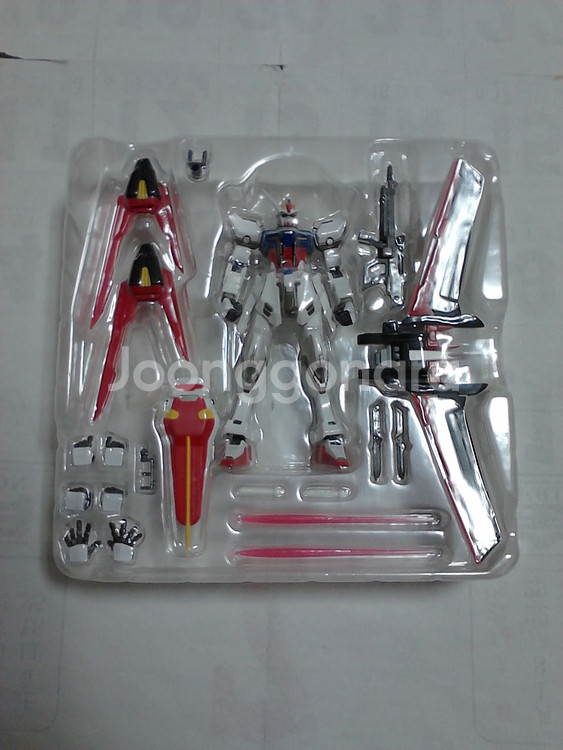 로봇혼 에일스트라이크 건담, 런처 소드 스트라이크 셋트--2