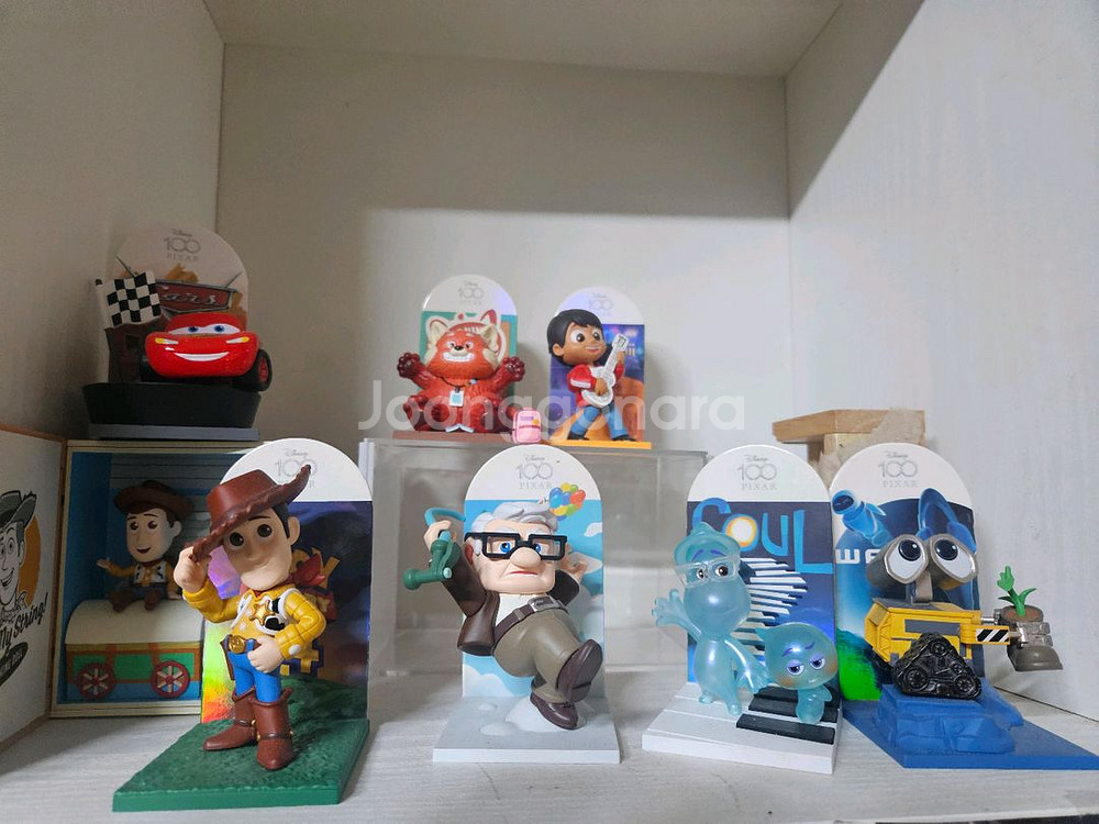 팝마트 피규어 팝니다--2