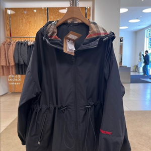 버버리 숏바람막이 벌리uk4