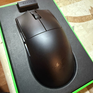 레이저 바이퍼 v3 pro (단순개봉) 팝니다.