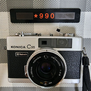 코니카 C 35 플래시매틱 필름카메라 실버바디