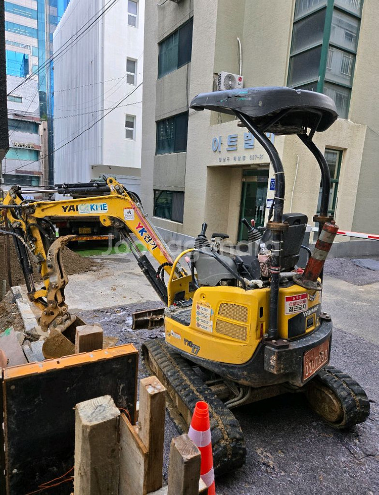 얀마 017 굴삭기--1
