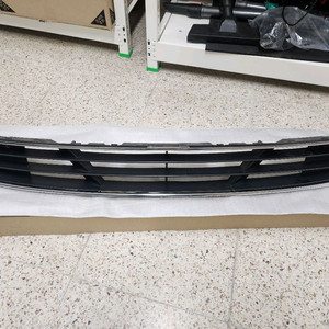 제네시스BH 앞범퍼 하단 그릴 이미지