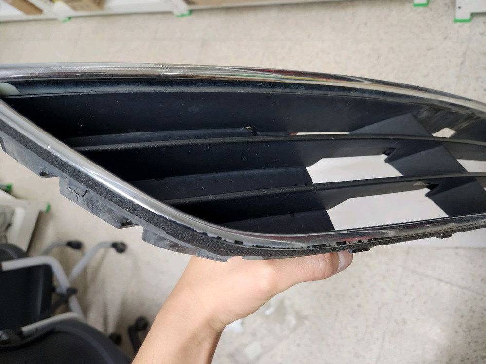 제네시스BH 앞범퍼 하단 그릴 이미지