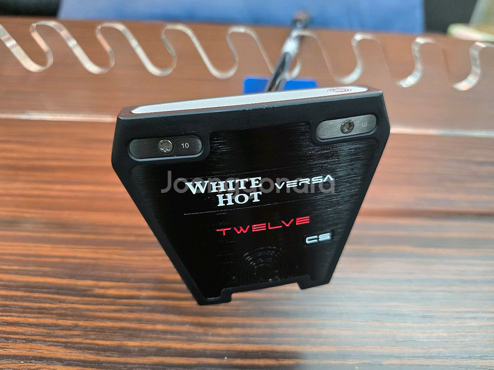 오디세이 화이트핫 Versa 12 센터퍼터--0