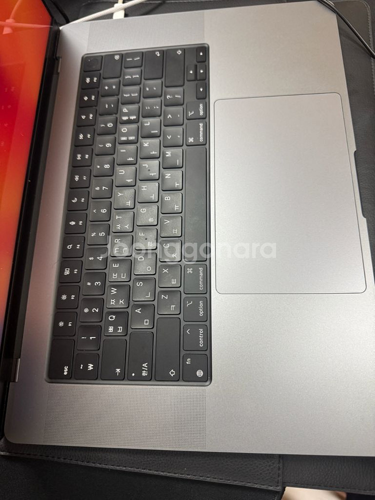 맥북프로 M2 16인치 고급형 1tb--1