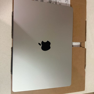 맥북프로14 m4 12&16코어/24&512GB 애케플