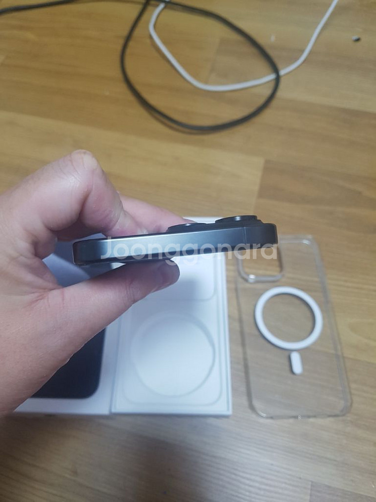 아이폰15 프로맥스 256GB 블랙 티타늄 판매 급처--8