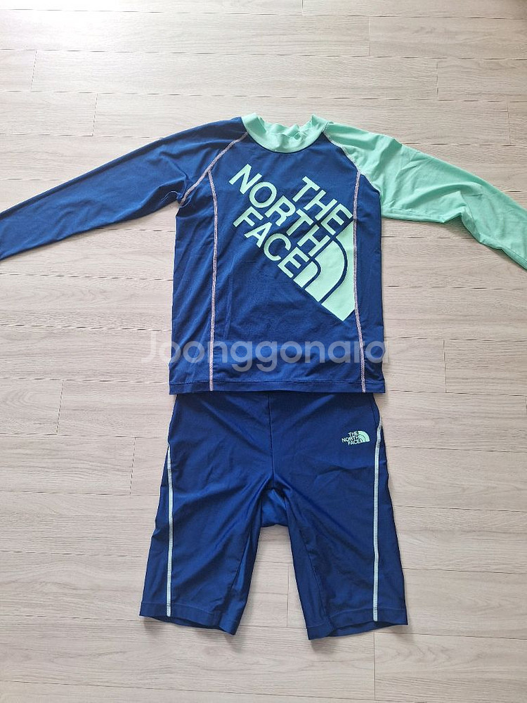 노스페이스 래쉬가드150 /외150~160 /2벌일괄--0