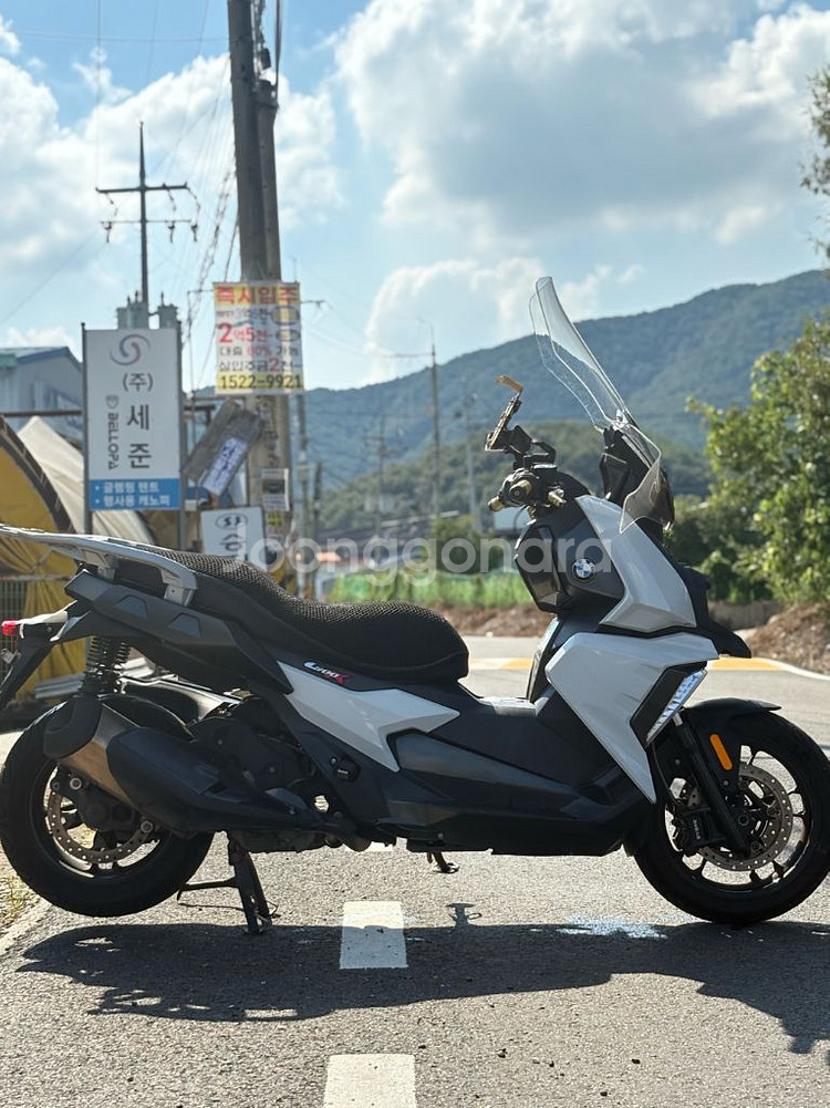 BMW C400X--4