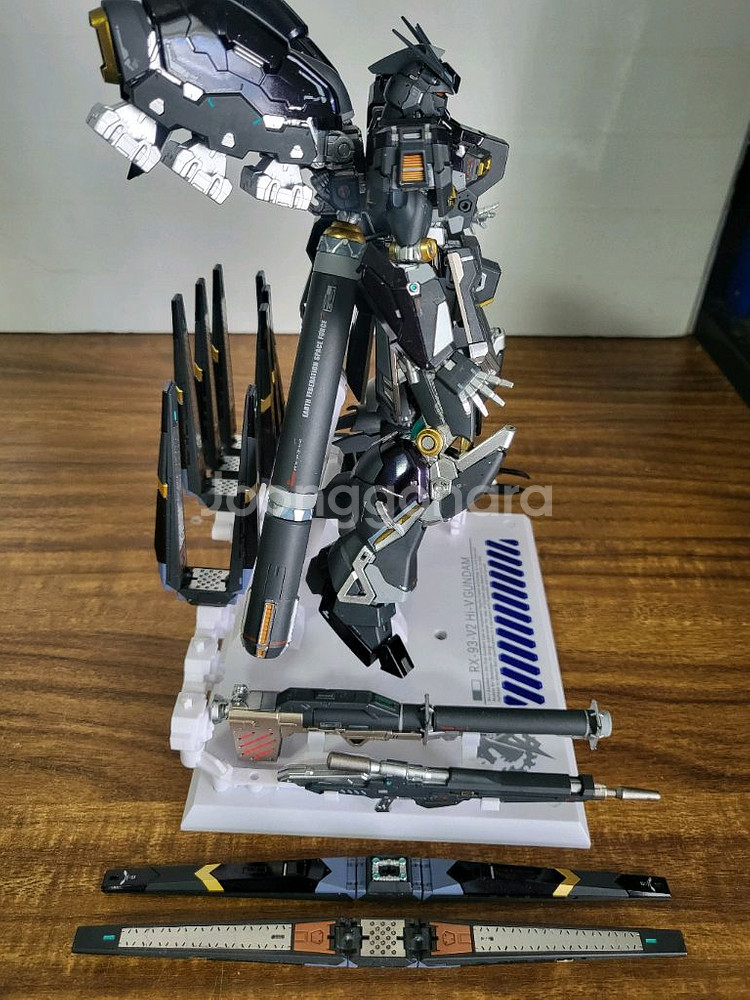 rg 하이뉴 건담 (도색)--1