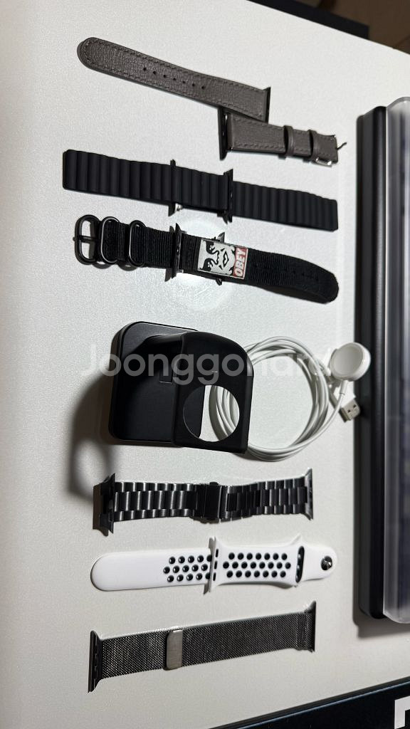 애플워치 SE1 44mm 나이키 GPS 블랙 팝니다.--1